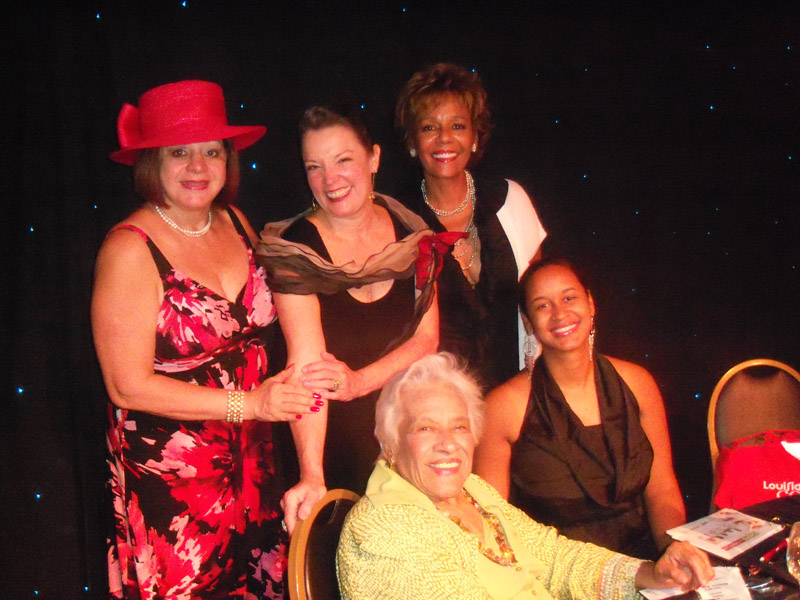 seated-leah-chase-and-grandaughter-mila-standing-margarita-bergen-poppy-tooker-and-vaughn-fauria